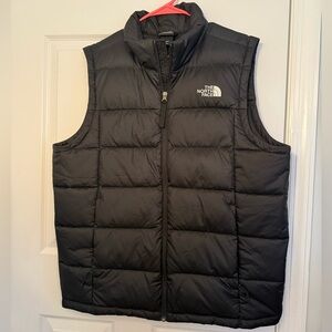 NWOT The North Face Men's Black Puffer Vest Size Large Never Worn